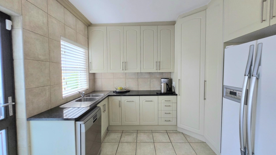 4 Bedroom Property for Sale in Kleinbaai Western Cape